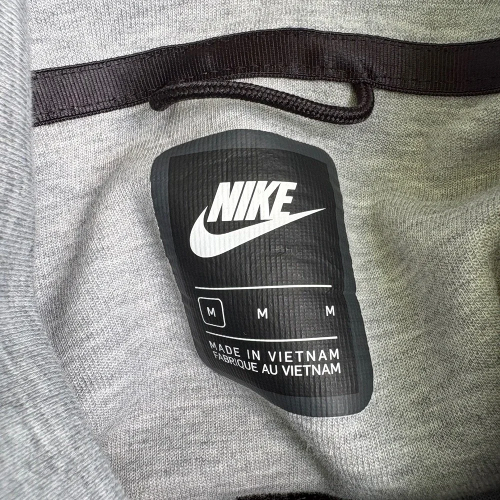 Nike Tech Fleece Full Zip Track Jacket Women's Medium Gray Black CU4491-063